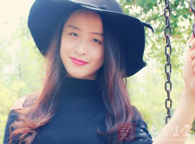 “水面巾纸”改善松弛脱妆
